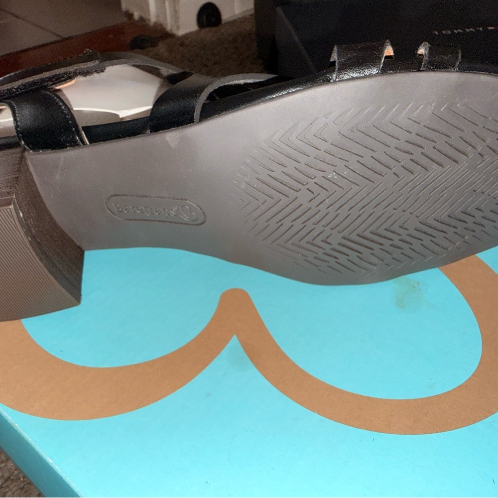 BareTraps Black Laser-Cut Strappy Women's Sandal - Picture 4 of 7